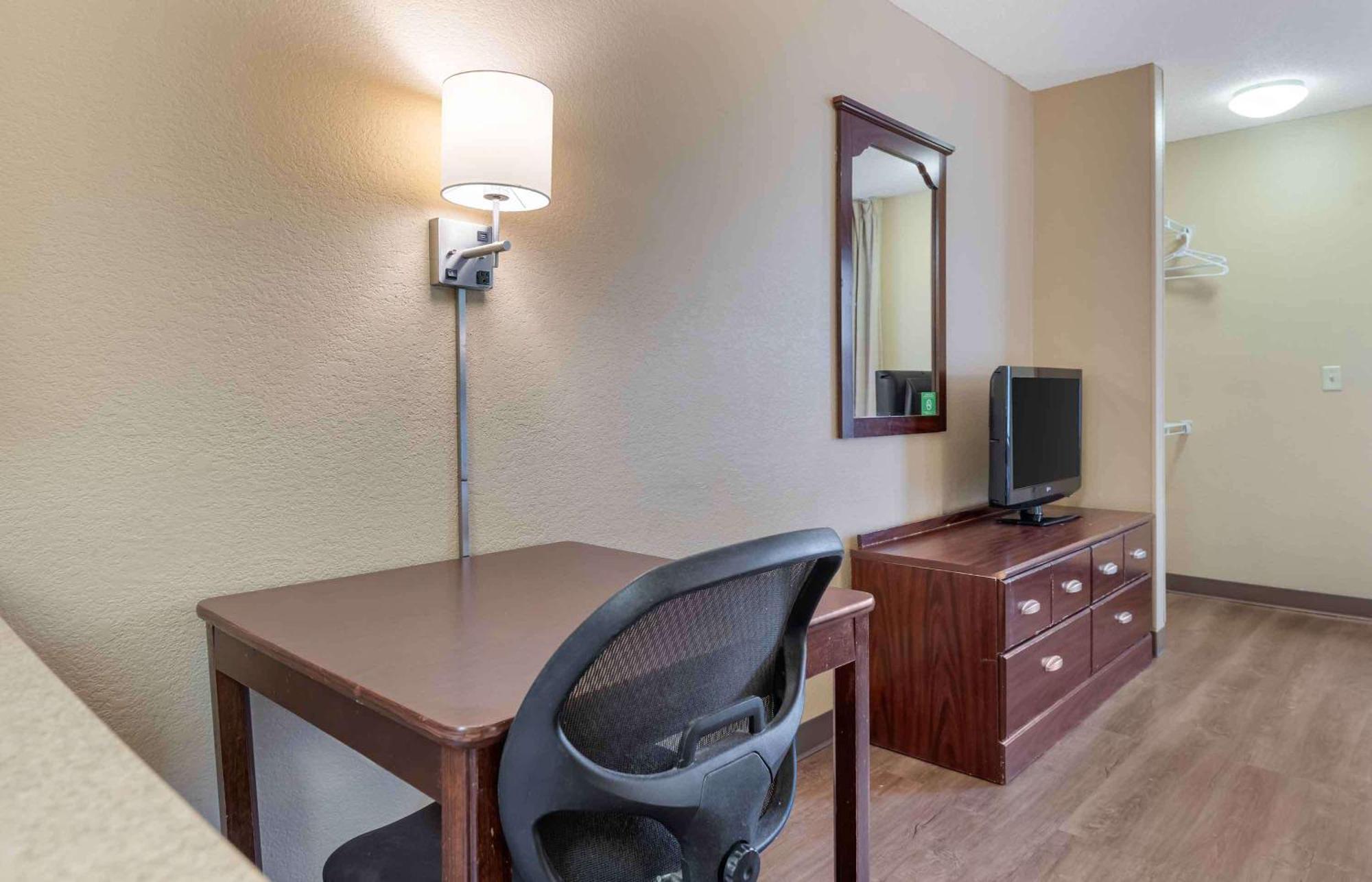 Extended Stay America Select Suites - Houston - Willowbrook - Hwy 249 Exterior foto